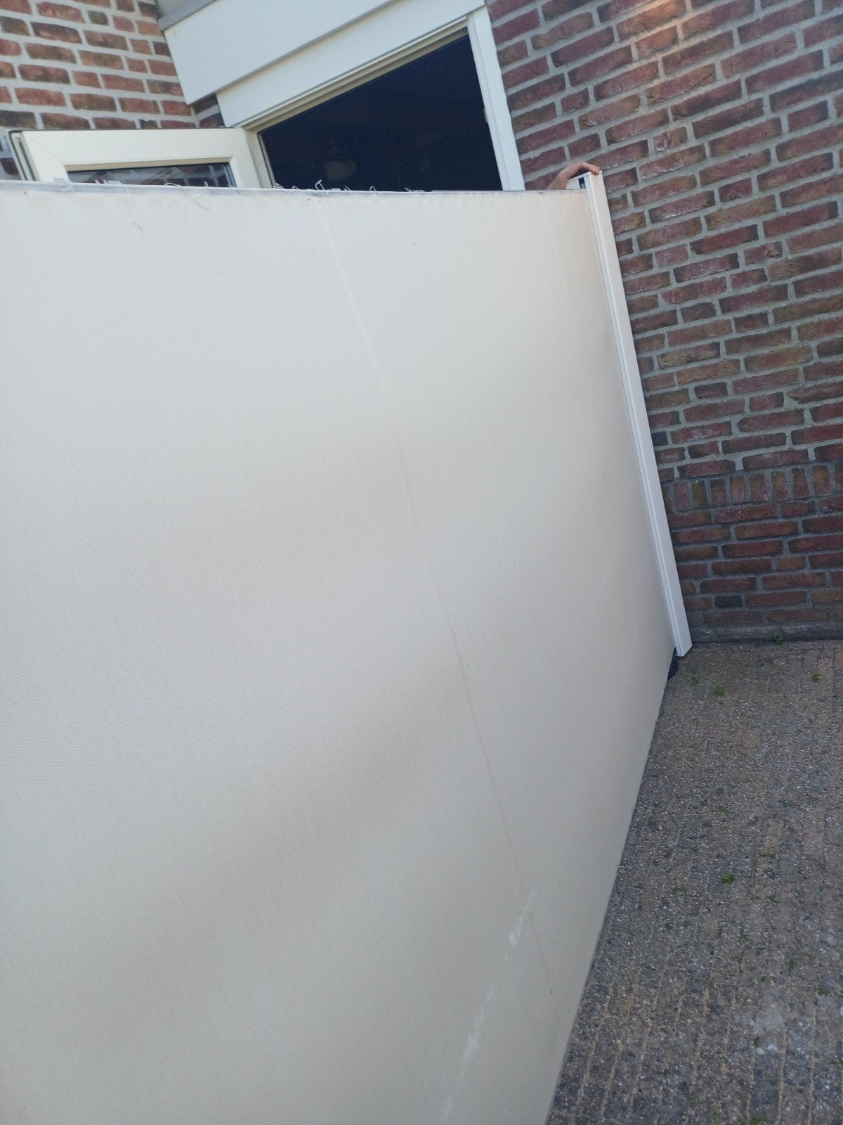 Uittrekbaar windscherm off white/ beige, Tuin en Terras, Ophalen, Aluminium, 200 cm of meer, 150 tot 200 cm