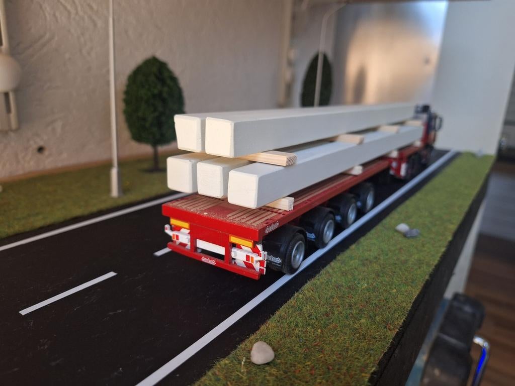 LADING     HEIPALEN, Ophalen of Verzenden, Zo goed als nieuw, Bus of Vrachtwagen, Overige merken