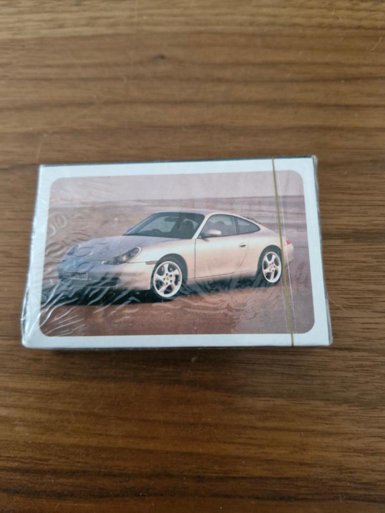 2 Verschillende sets Speelkaarten Auto en Motor, Ophalen of Verzenden, Nieuw, Speelkaart(en)