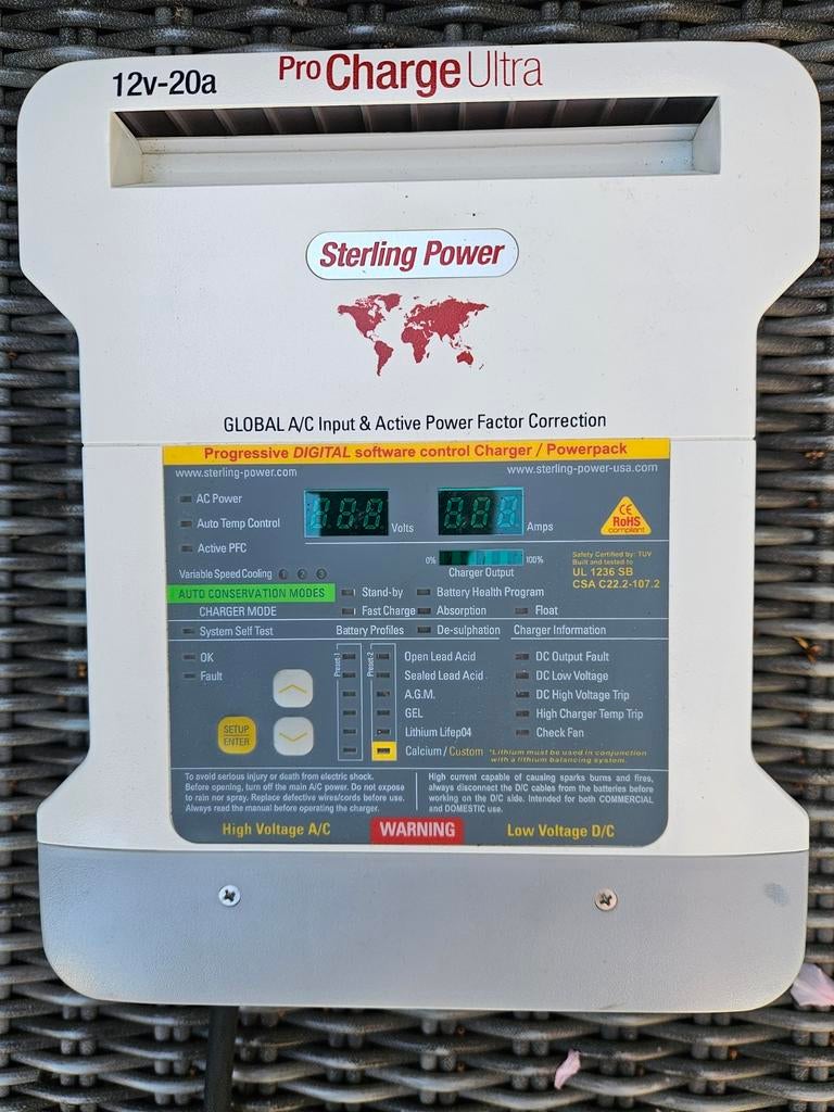 Sterling Power Pro Charge Ultra 12V-20A acculader, Ophalen of Verzenden, Gebruikt