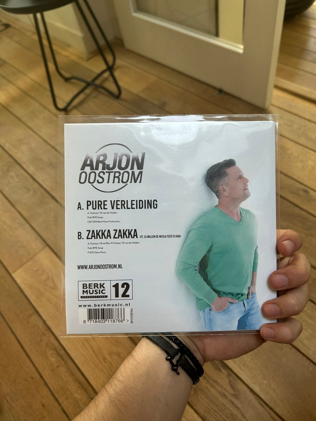 Arjon Oostrom: puur verleiding- zakka zakka, Ophalen of Verzenden, Zo goed als nieuw