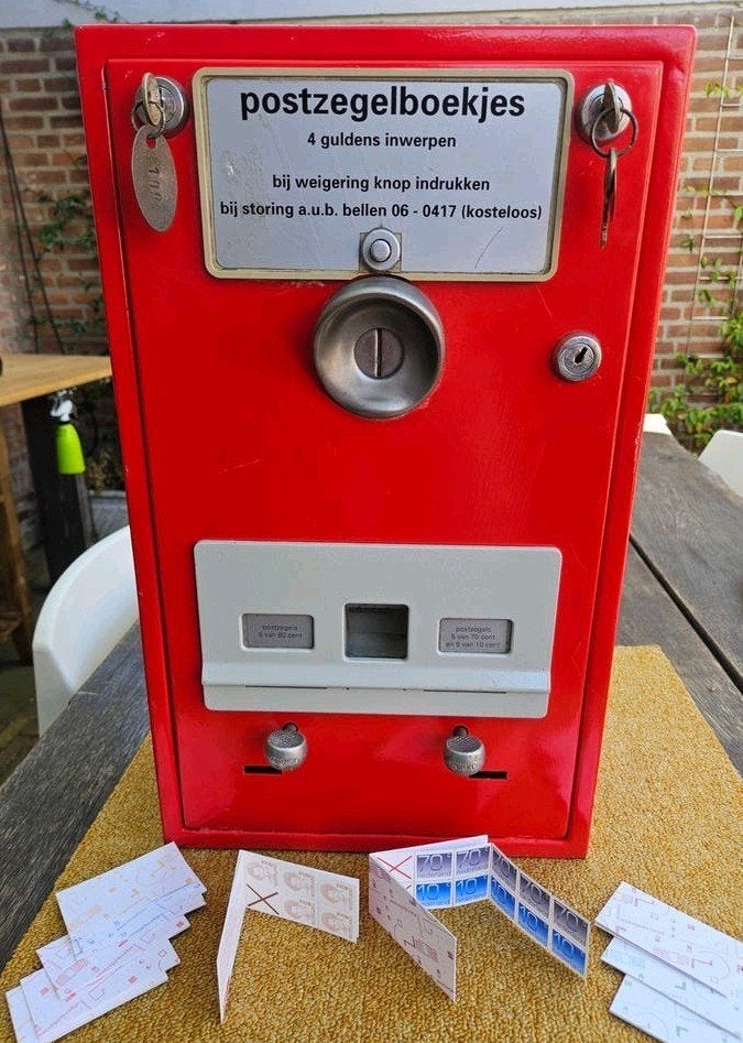 Postzegel automaat met postzegels!, Verzamelen, Automaten | Overige, Ophalen, Gebruikt