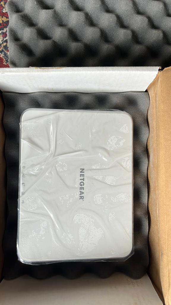 Nieuwe Netgear Router - Ongebruikt in originele verpakking, Computers en Software, Ophalen of Verzenden, Nieuw, Router