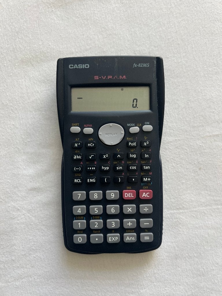 Casio fx-82MS rekenmachine, Diversen, Rekenmachines, Ophalen, Gebruikt