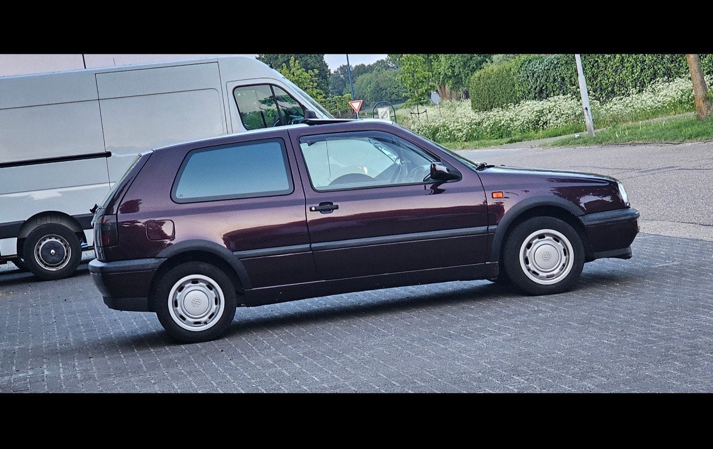 Volkswagen Golf 1.8 GL 66KW AUT E2 1994 Rood, Auto's, 4 cilinders, 1039 kg, Origineel Nederlands, 1200 kg