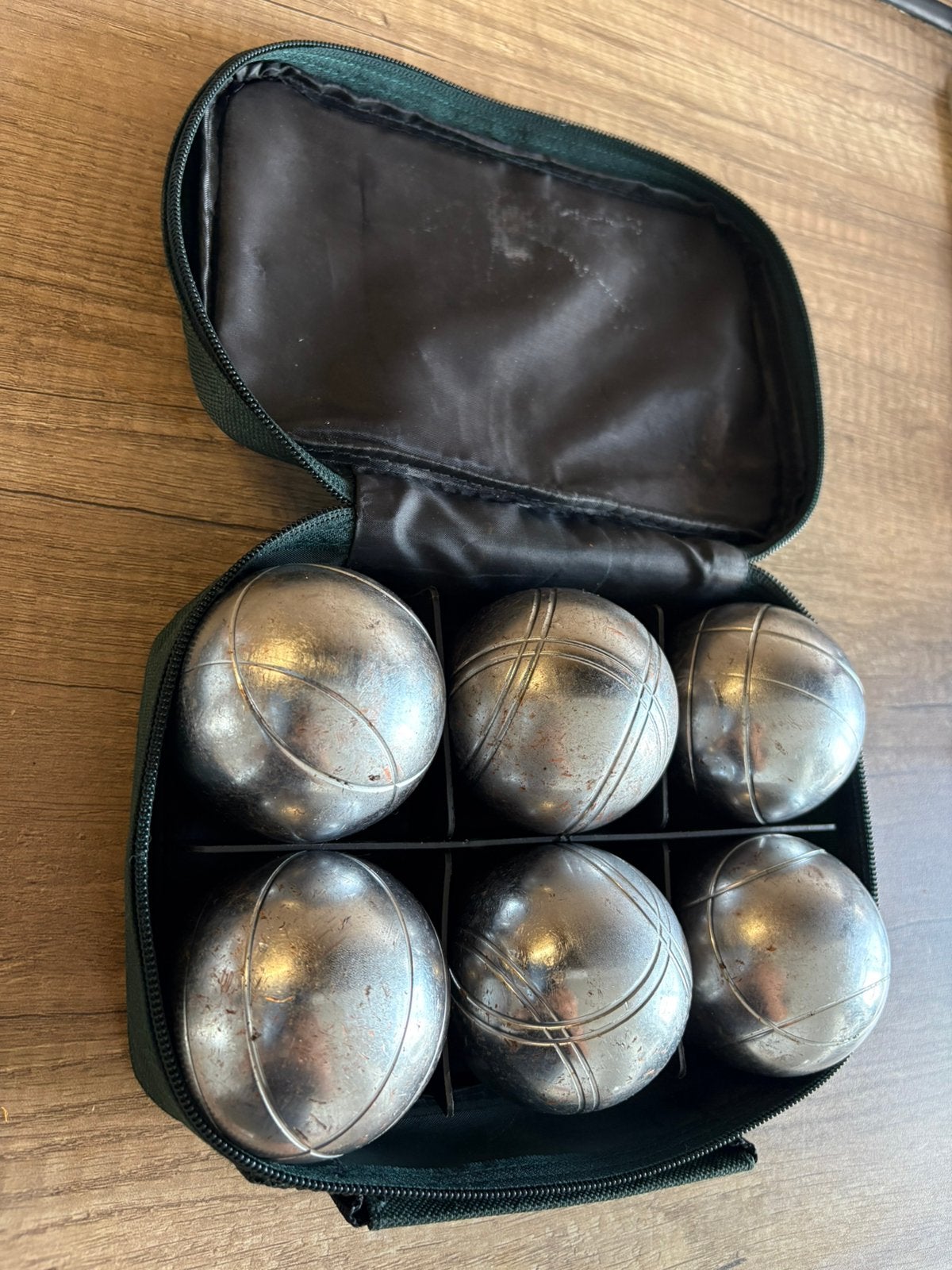 Jeu de Boules, leuk oefenen of om op onderburen laten vallen, Ophalen, Zo goed als nieuw, Bal