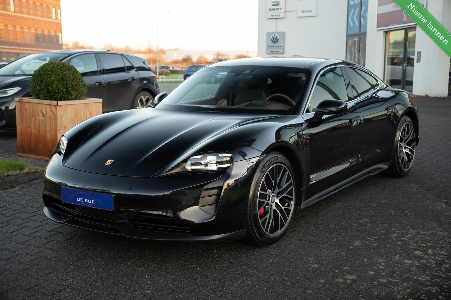 Porsche Taycan 4S Performance 84 kWh|Matrix|Chrono|Achteras, Auto's, Porsche, Automaat, Dealer onderhouden, Gebruikt, 4 stoelen