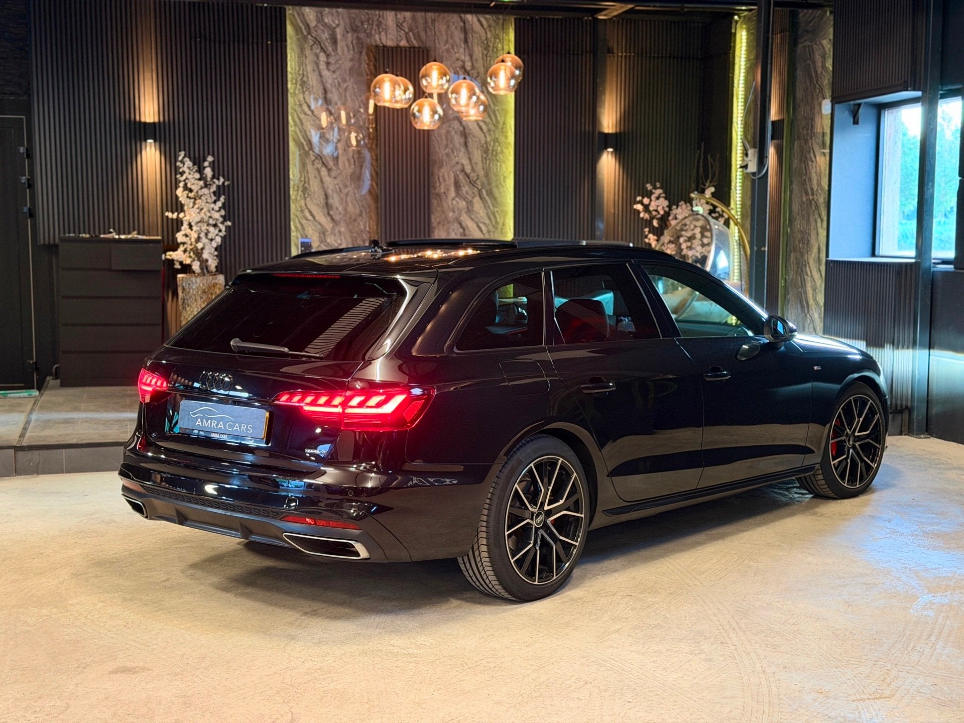 Audi A4 Avant 40 TFSI quattro 3X S-Line|Pano|Matrix|Sfeer|Vo, Auto's, Automaat, Gebruikt, Euro 6, 4 cilinders