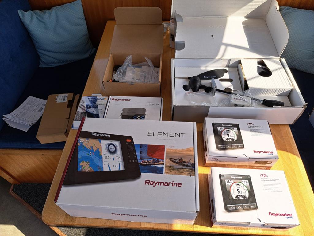 Raymarine Navigatie Set: Element 9s, i70s, iTC-5, Windmeter, Ophalen of Verzenden, Nieuw, Kaartplotter of Fish Finder