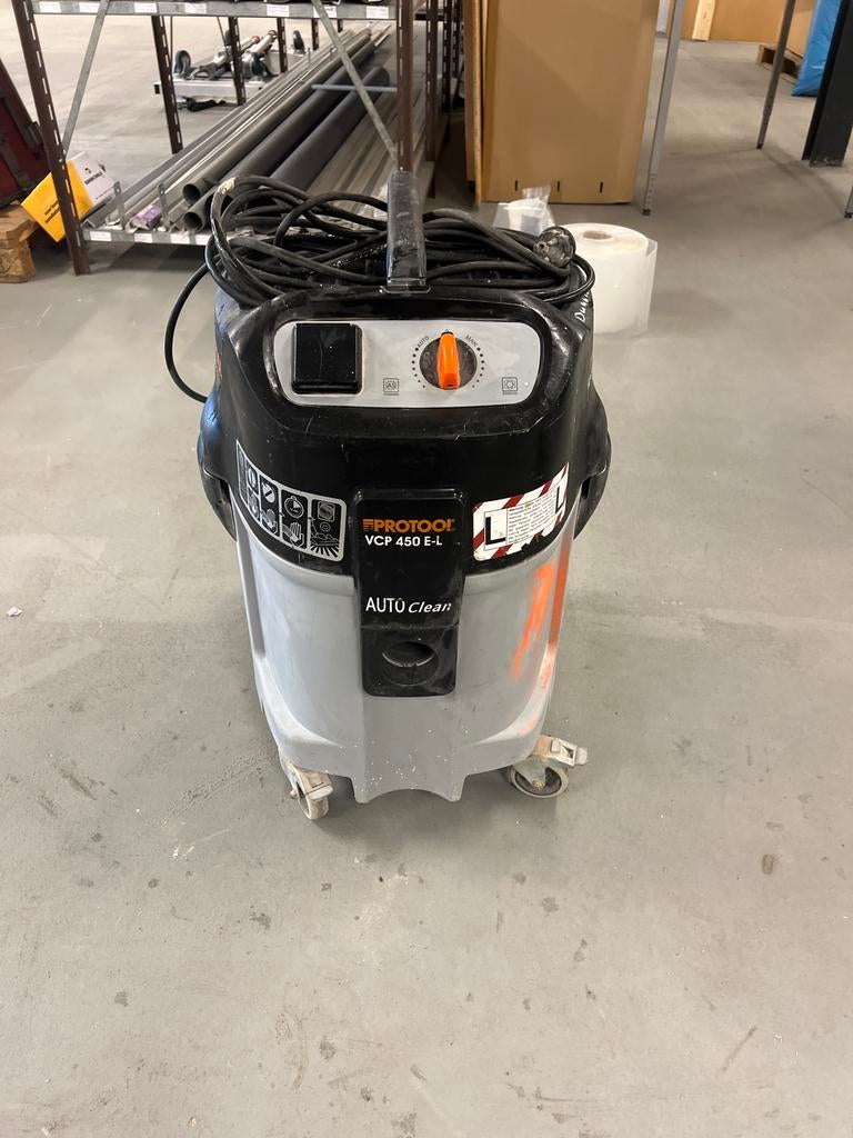 Protool VCP 450 E-L Stofzuiger - Krachtige Industriële Zuige, Ophalen of Verzenden, Gebruikt, Stofzak, 1200 tot 1600 watt