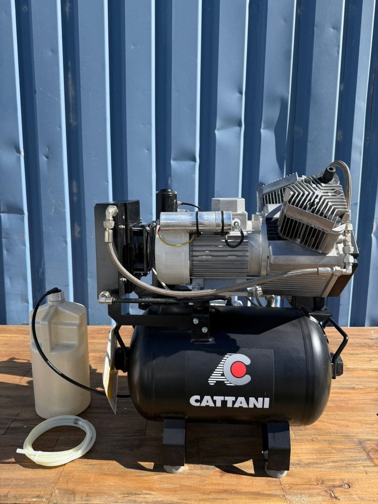 Mr Dental | Cattani | Compressor | 2 kamers | Tandarts, Ophalen of Verzenden, Gebruikt