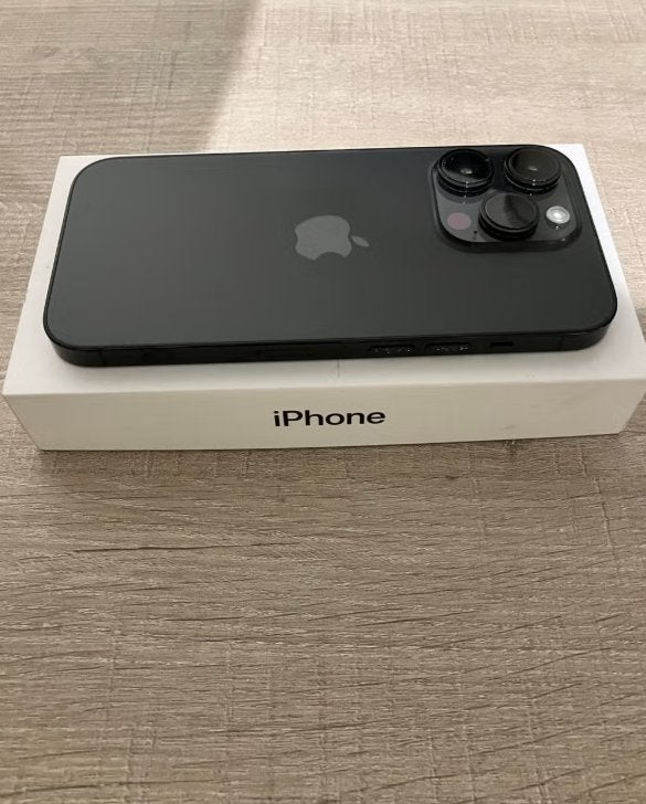 Foto 4 van Apple Iphone 14 pro 128 GB - zwart - zo goed als nieuw -