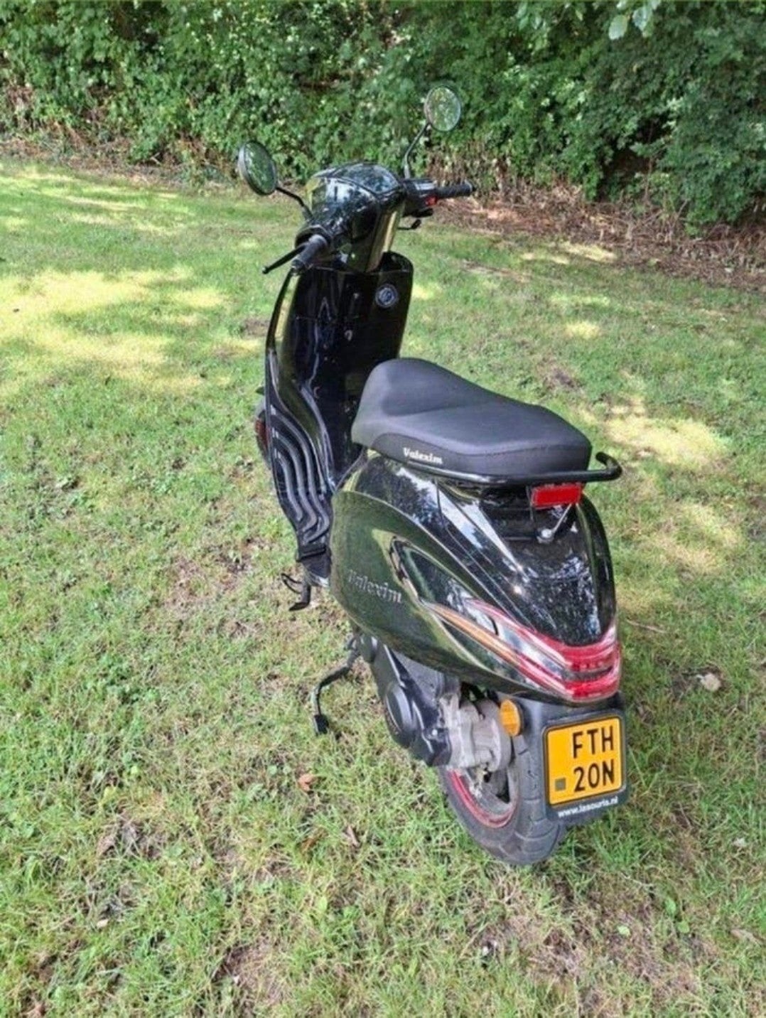 nette scooter 2025, Fietsen en Brommers, Scooters | Vespa, Gebruikt, Overige modellen, Benzine, Ophalen
