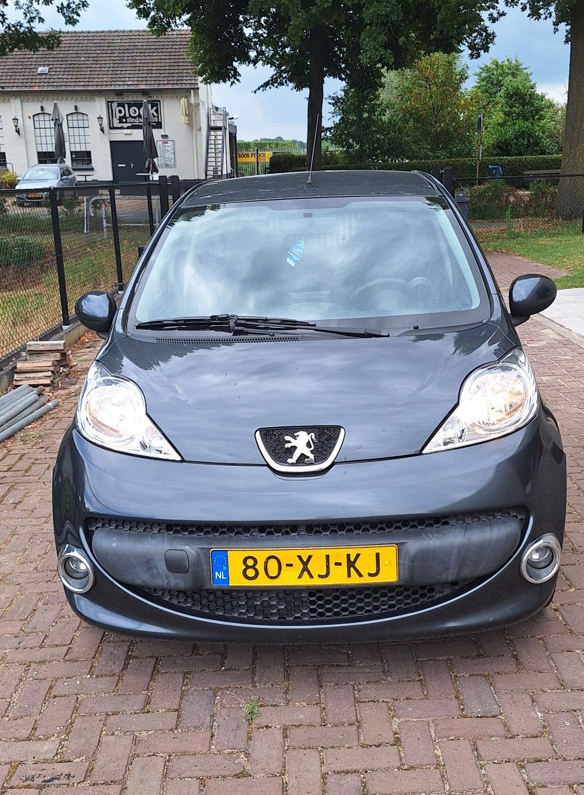 Peugeot 107 1.0 12V 5DR 2007 Grijs, Auto's, Voorwielaandrijving, 4 stoelen, 68 pk, Origineel Nederlands