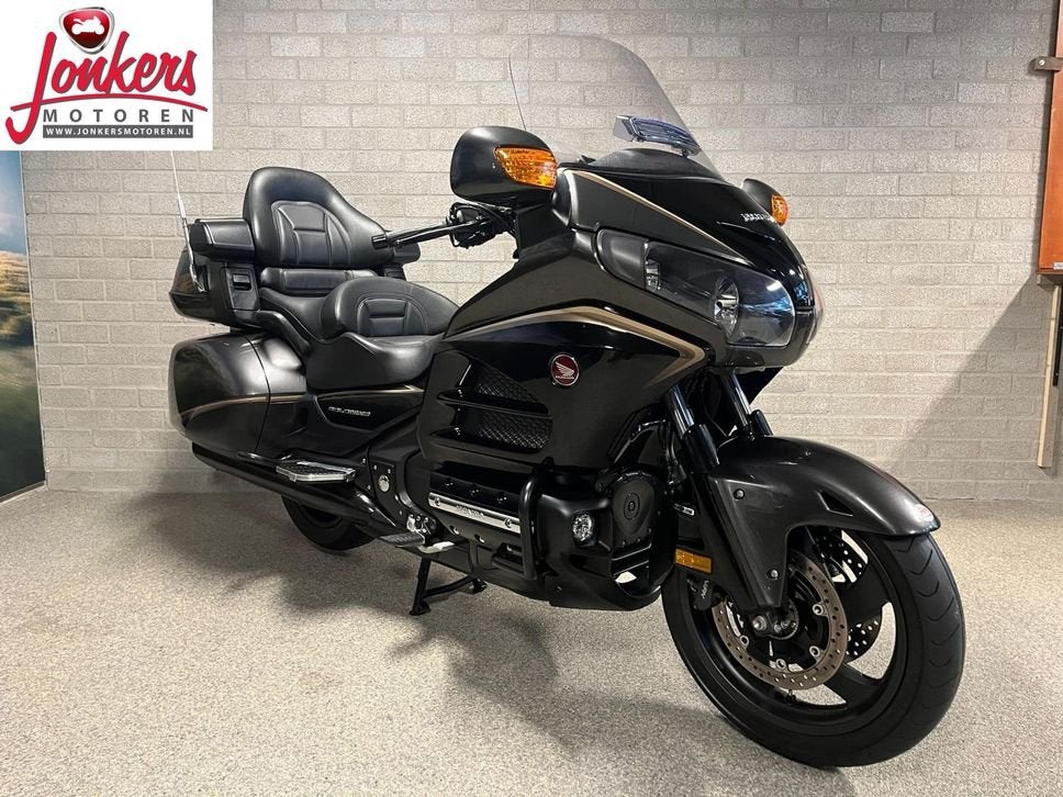 HONDA GL 1800 GOLDWING ABS (bj 2017), HONDA, Motorrijbewijs A, Bedrijf, Onbekend
