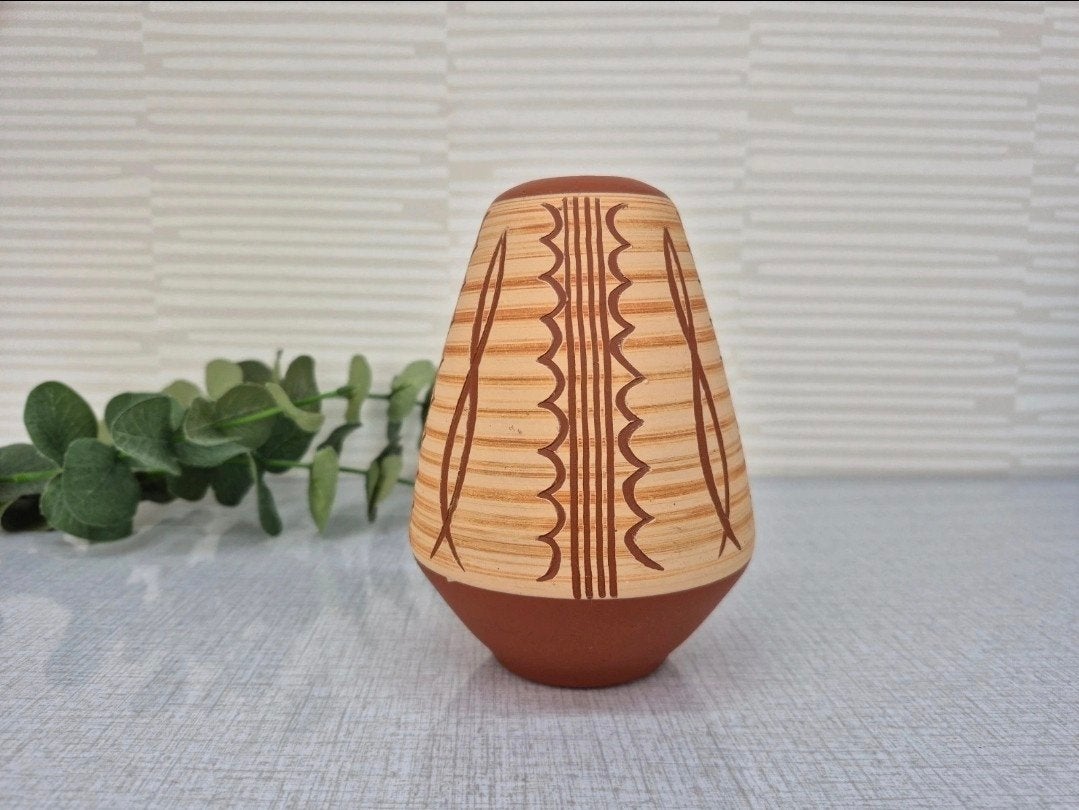 Sgraffito vaas. Vintage West-Germany vaasje., Ophalen of Verzenden