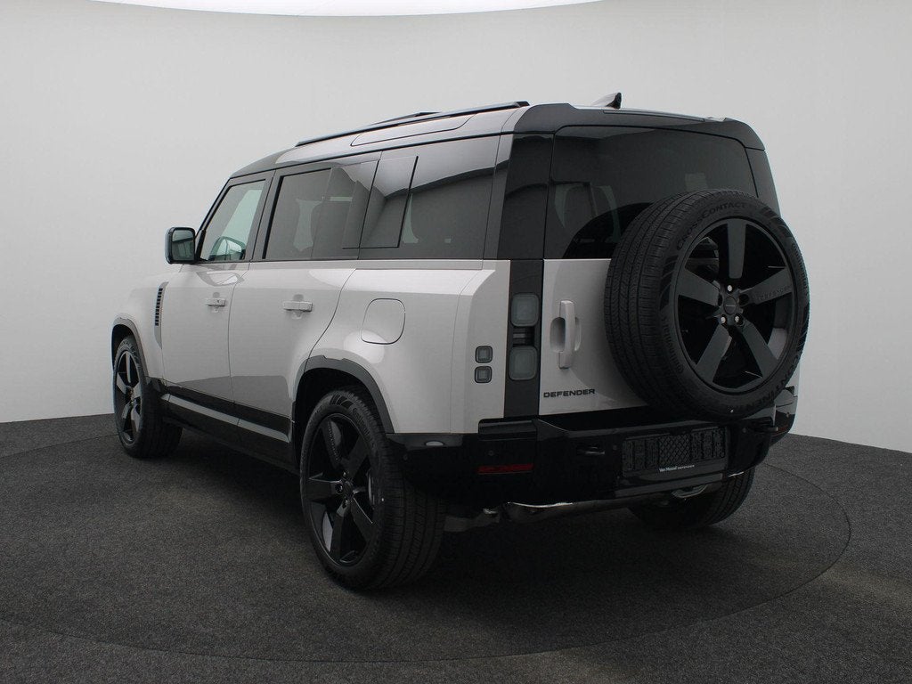Land Rover Defender 2.0 P300e 110 HSE Dynamic Edition, Auto's, Land Rover, 12 maanden, Stof, Euro 6, 150 min