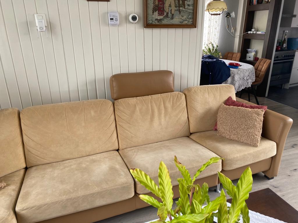 Mooie en ruime leren bank, Huis en Inrichting, Banken | Bankstellen, Ophalen, 250 tot 300 cm, Hoekbank, Zo goed als nieuw