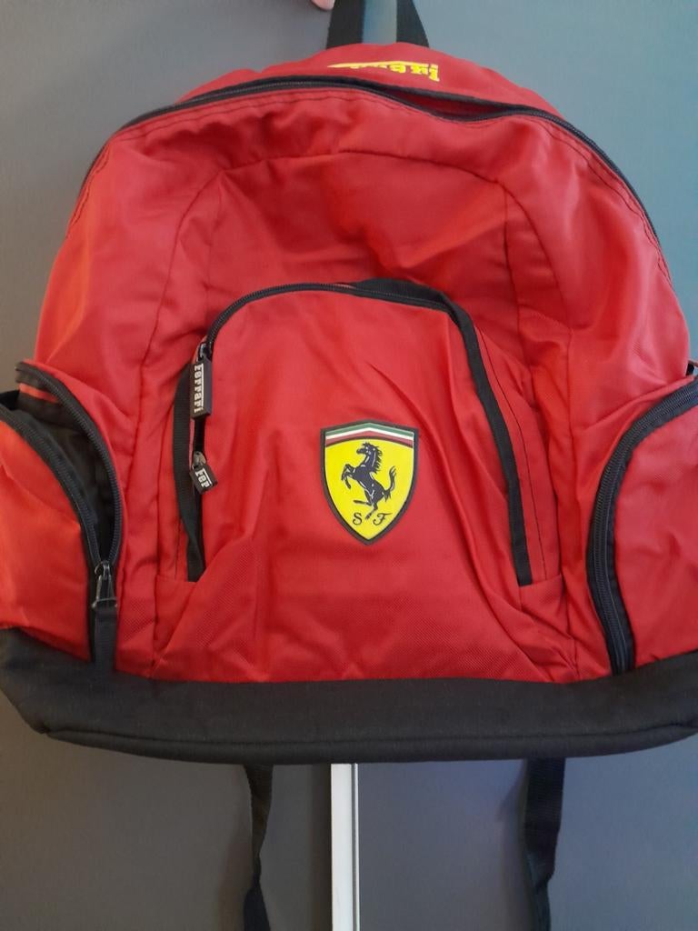 Ferrari Rugzak - Rood met Zwart, Gebruikt, 25 tot 40 cm, Ophalen of Verzenden, Overige merken