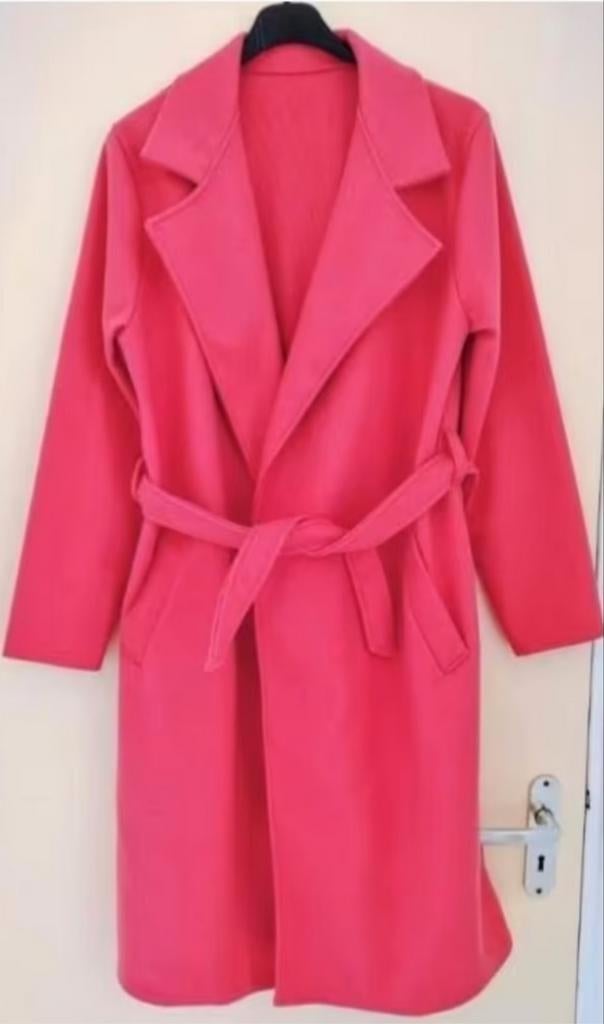 NIEUWE roze trenchcoat in maat S/M! (KOOPJE!), Kleding | Dames, Jassen | Zomer, Ophalen of Verzenden, Nieuw, Maat 38/40 (M), Roze