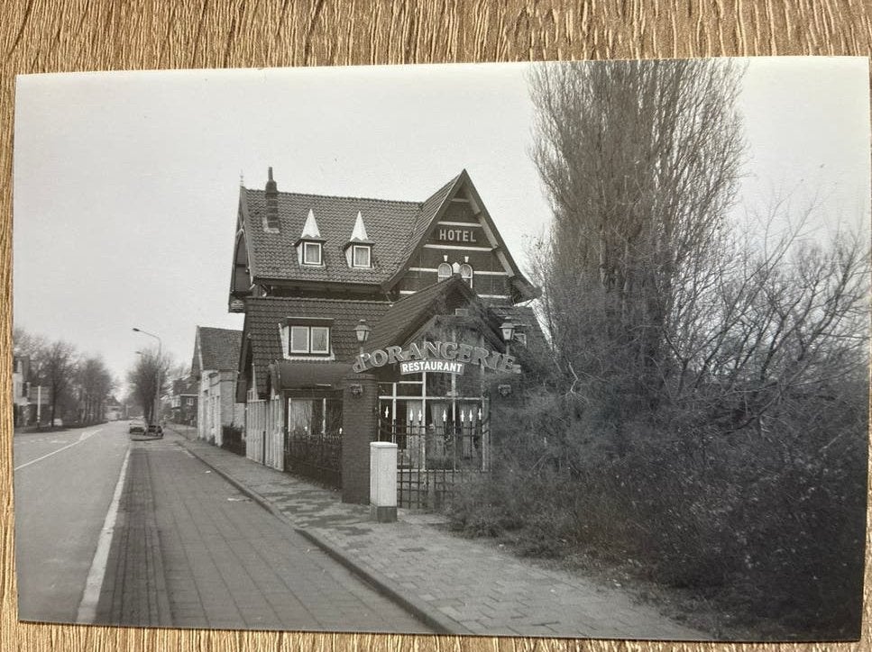 Zwart-wit foto Hotel d'Oranjerie Restaurant Vlissingen 10x15, 1960 tot 1980, Gebruikt, Foto, Ophalen of Verzenden