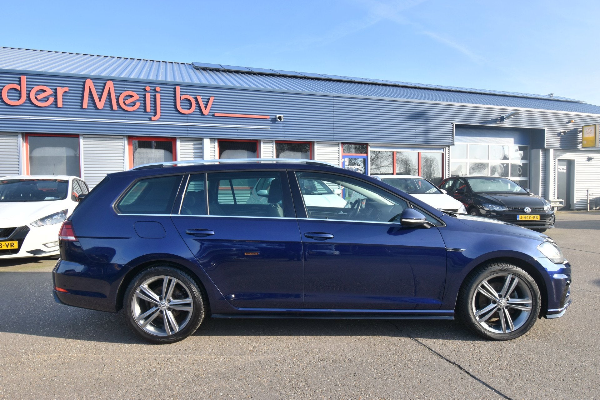 Volkswagen Golf Variant 1.5 TSI Highline Business R-Line , T, Voorwielaandrijving, 4 cilinders, 150 pk, Blauw