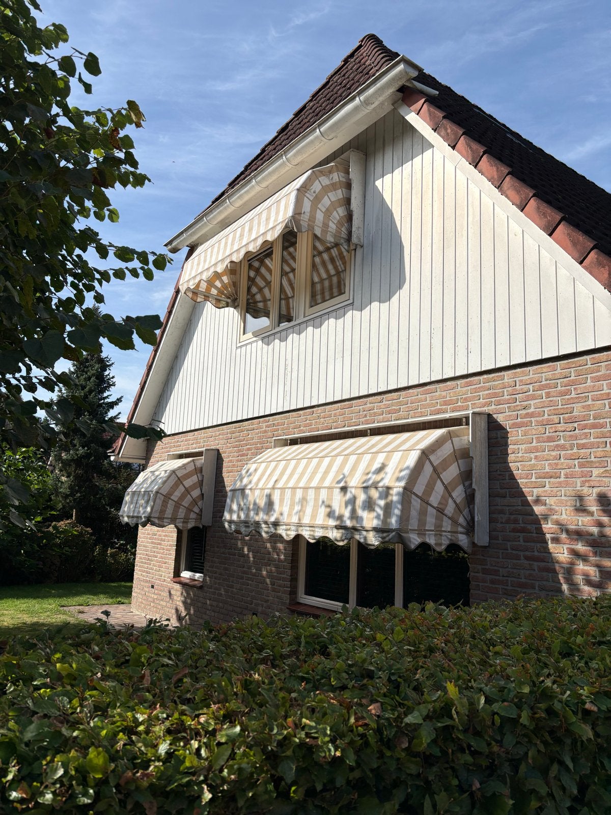 Markiezen met houten frame en handbediening, Ophalen, Gebruikt, Minder dan 250 cm, Markies