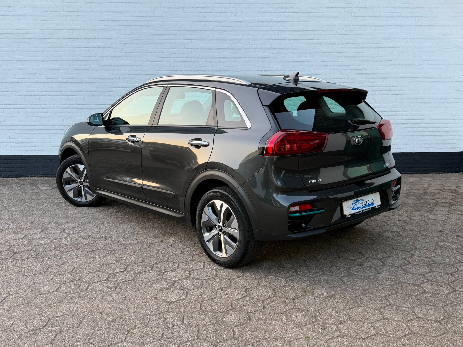 Kia E-Niro DynamicLine 64kWh l ACC l 3FASE l WARMTEPOMP!, Auto's, Stof, Gebruikt, Zwart, 1712 kg