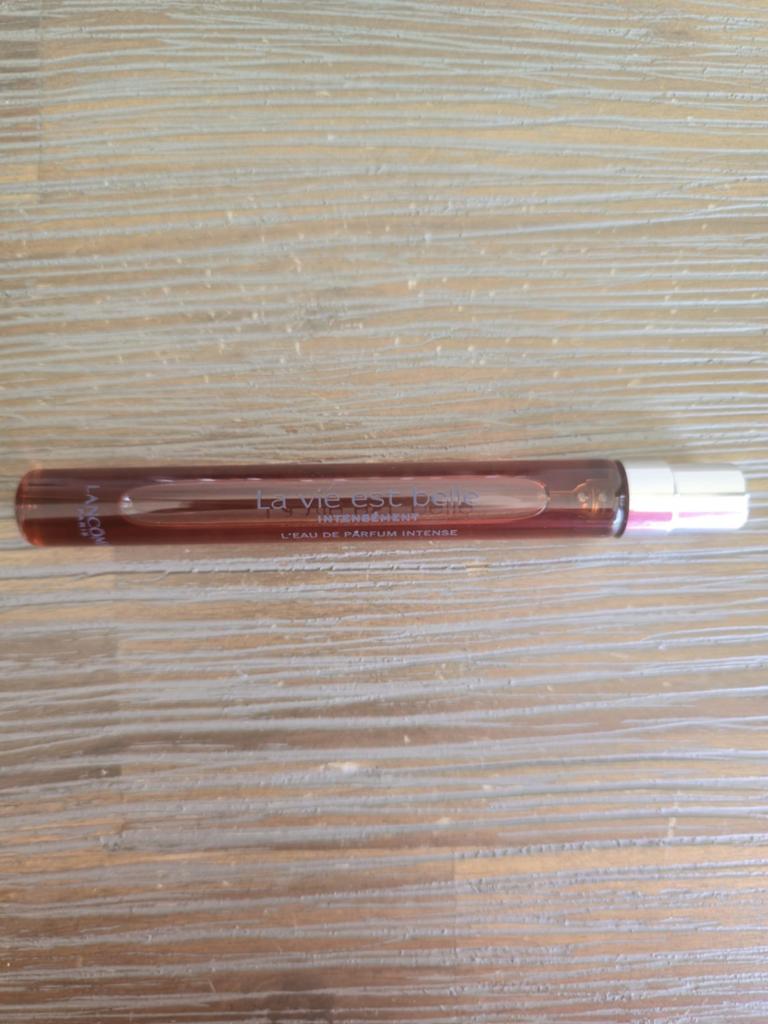 Lancome La Vie Est Belle Intensement Tasspray 🎀, Ophalen of Verzenden, Nieuw