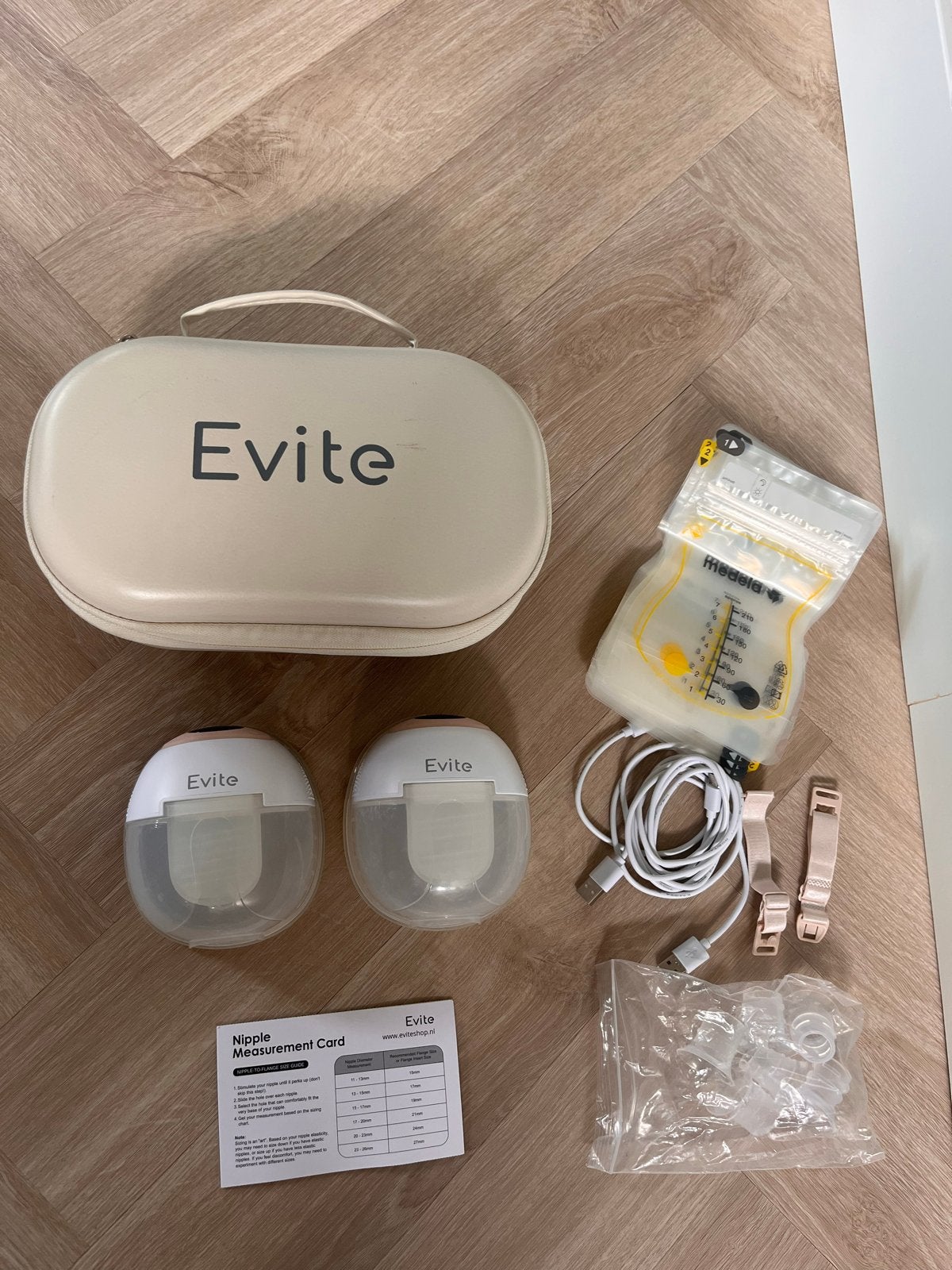 Evite dubbele draadloze borstkolf Nova met accessoires, Ophalen, Zo goed als nieuw