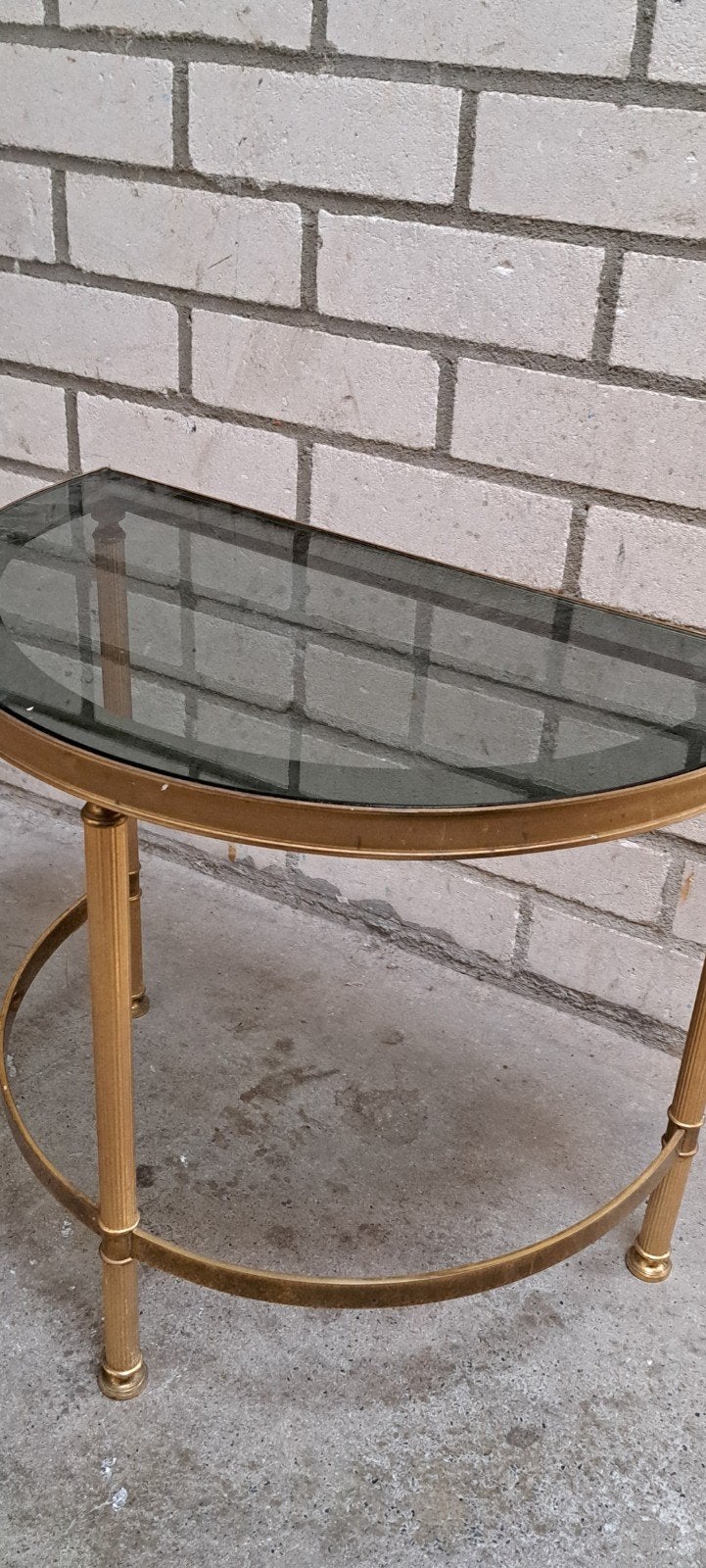 2 Vintage 1970 Halve Maan Bijzettafel brons- Goudkleurig Met, 45 tot 60 cm, Overige materialen, Gebruikt, Vintage, Klassiek