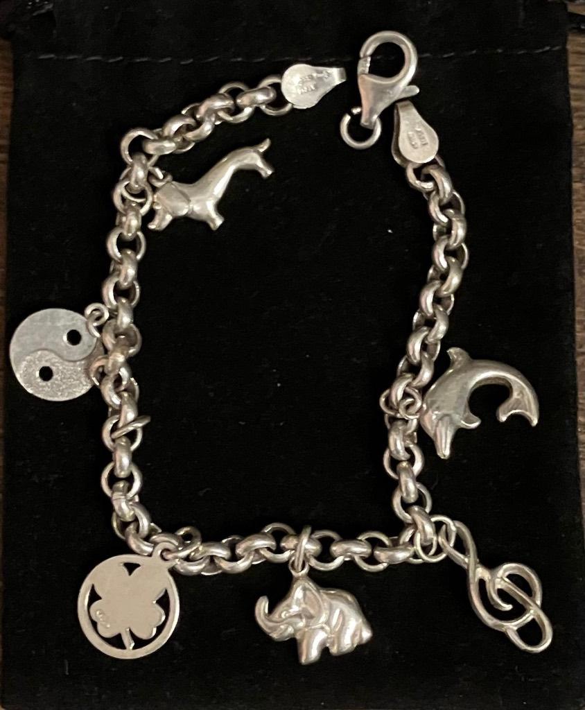 Zilveren 925 (bedel)ketting armband verschillende bedeltjes., Gebruikt, Ophalen of Verzenden, Met bedels of kralen, Zilver