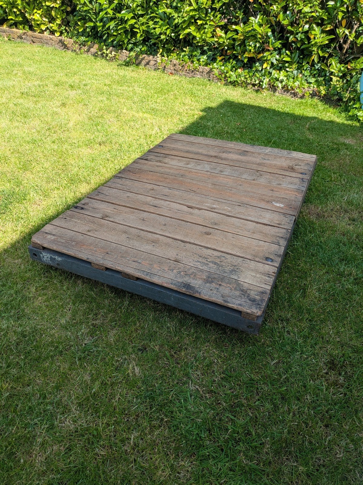 Oude industriële salontafel tafel bijzettafel tafel werkbank, Huis en Inrichting, Ophalen, Gebruikt, 100 tot 150 cm, 50 tot 100 cm