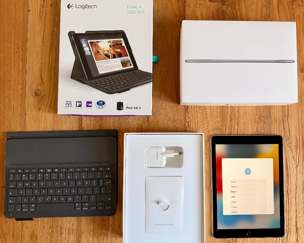 iPad Air 2 (128GB) Wifi Space Gray + Logitech Keyboard Case, Computers en Software, Apple iPads, 9 inch, Gebruikt, Apple iPad Air