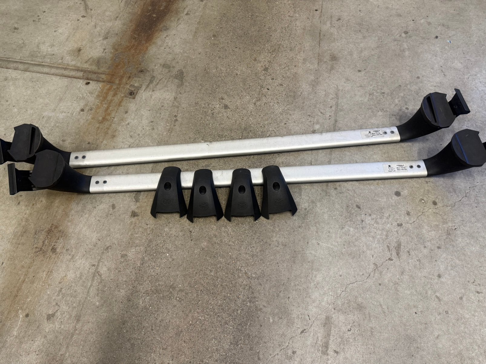 Originele Dakdragers voor Toyota Corolla Verso (Max 75 kg), Auto diversen, Ophalen, Gebruikt