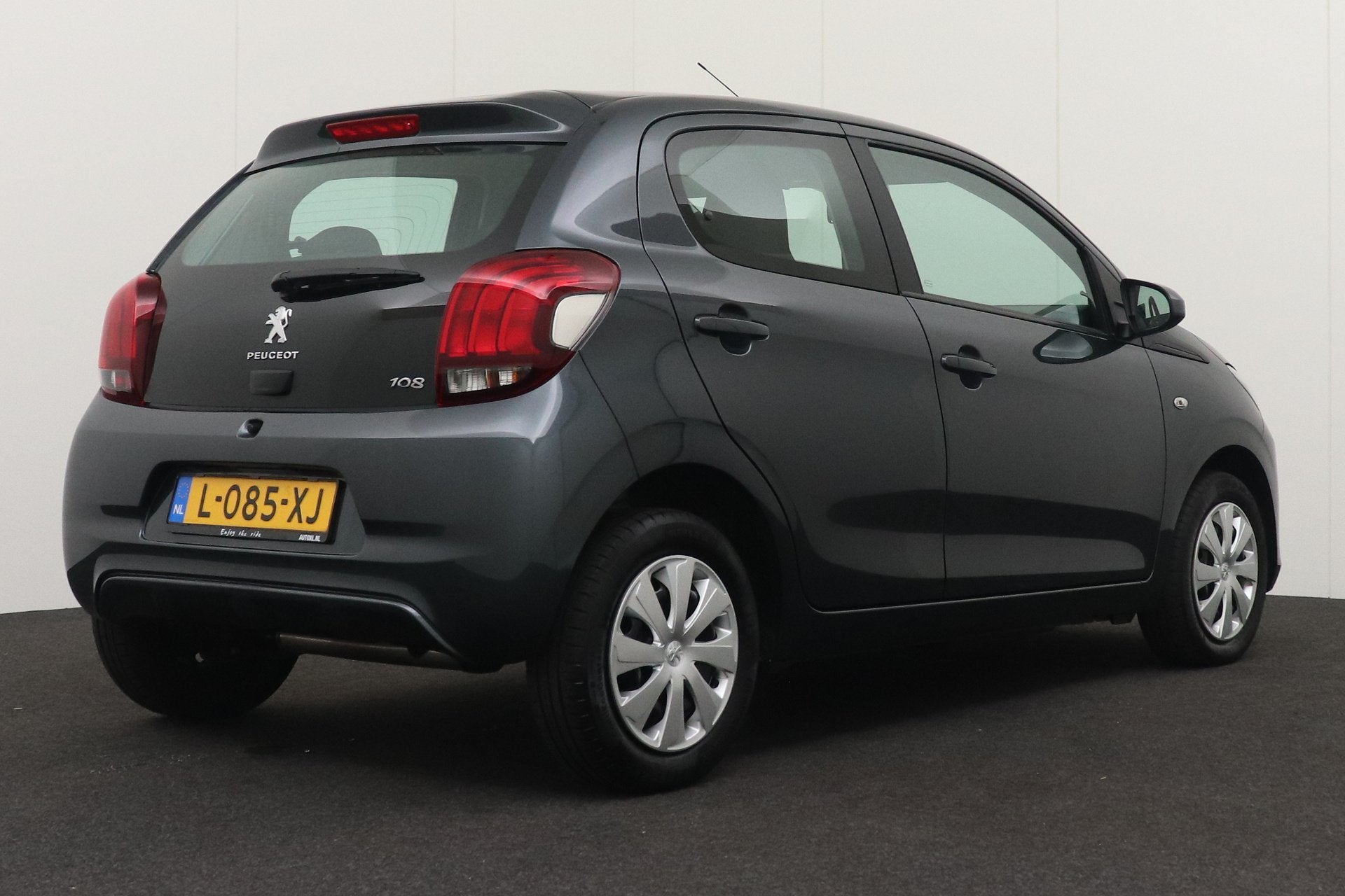 Peugeot 108 1.0 e-VTi Active LED Bluetooth DAB Start/Stop, Auto's, Voorwielaandrijving, Dealer onderhouden, Stof, Gebruikt
