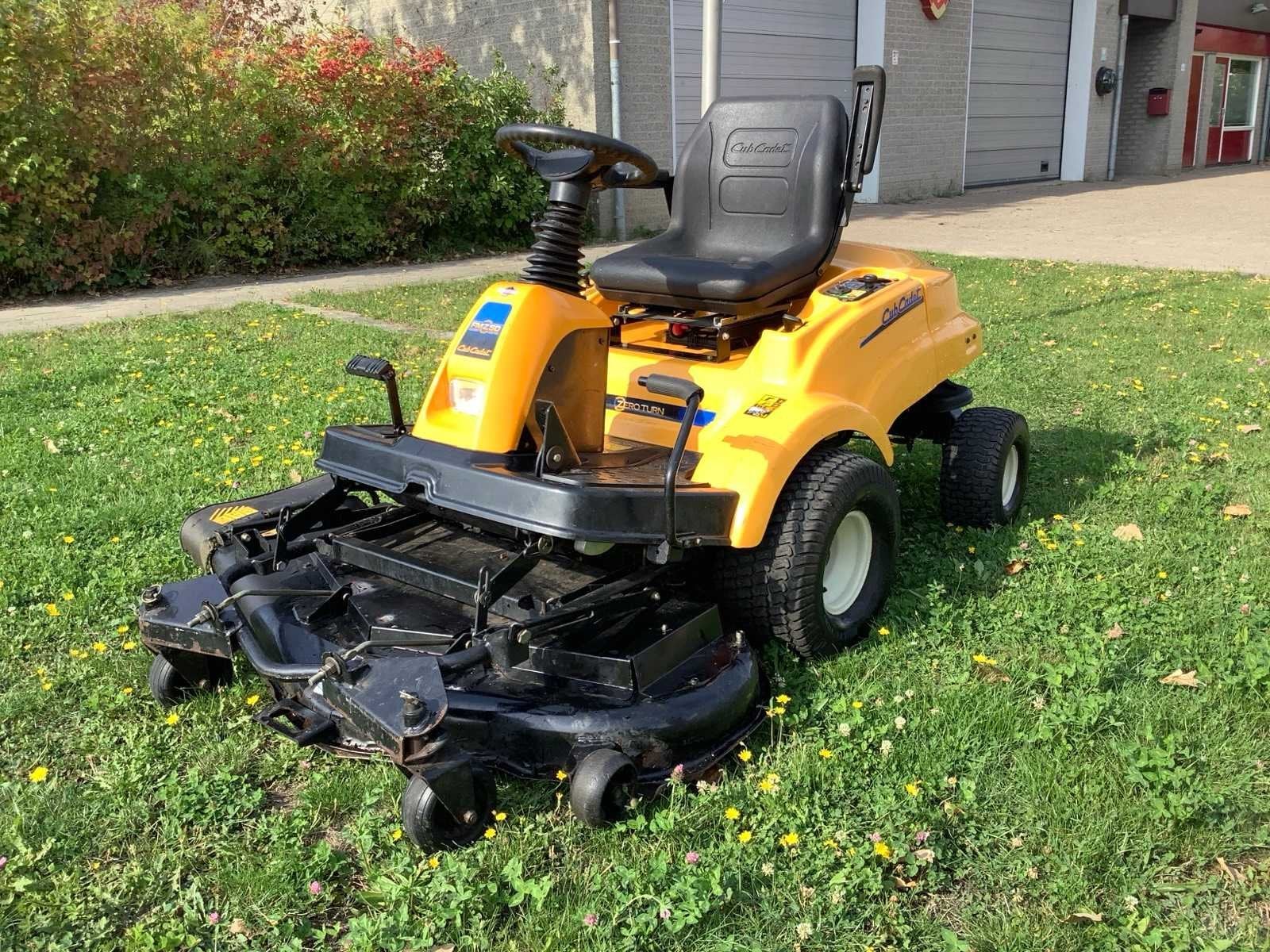 Cub Cadet FMZ50 zero turn Zitmaaier, Zakelijke goederen, Maaier