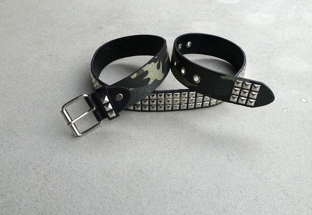 heren of dames punkriem 268-0 in legercamouflage 105x3,7 cm, Kleding | Heren, Riemen en Ceinturen, Ophalen of Verzenden, Nieuw