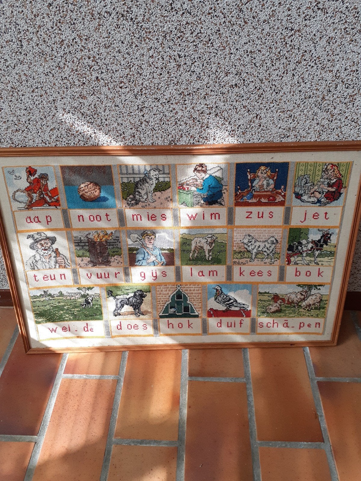 Vintage borduurwerk: Aap Noot Mies ABC-tafel, Ophalen of Verzenden