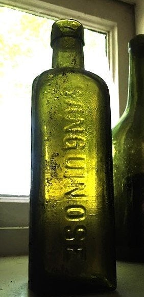Fles Antiek Medicinaal Bodemvondst Sanguinose Vierkant, Ophalen of Verzenden