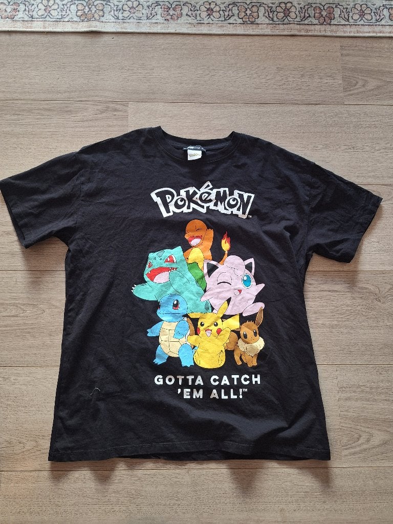 T-shirt Nintendo Pokemon 2023 Pikachu size L, Ophalen of Verzenden, Zo goed als nieuw