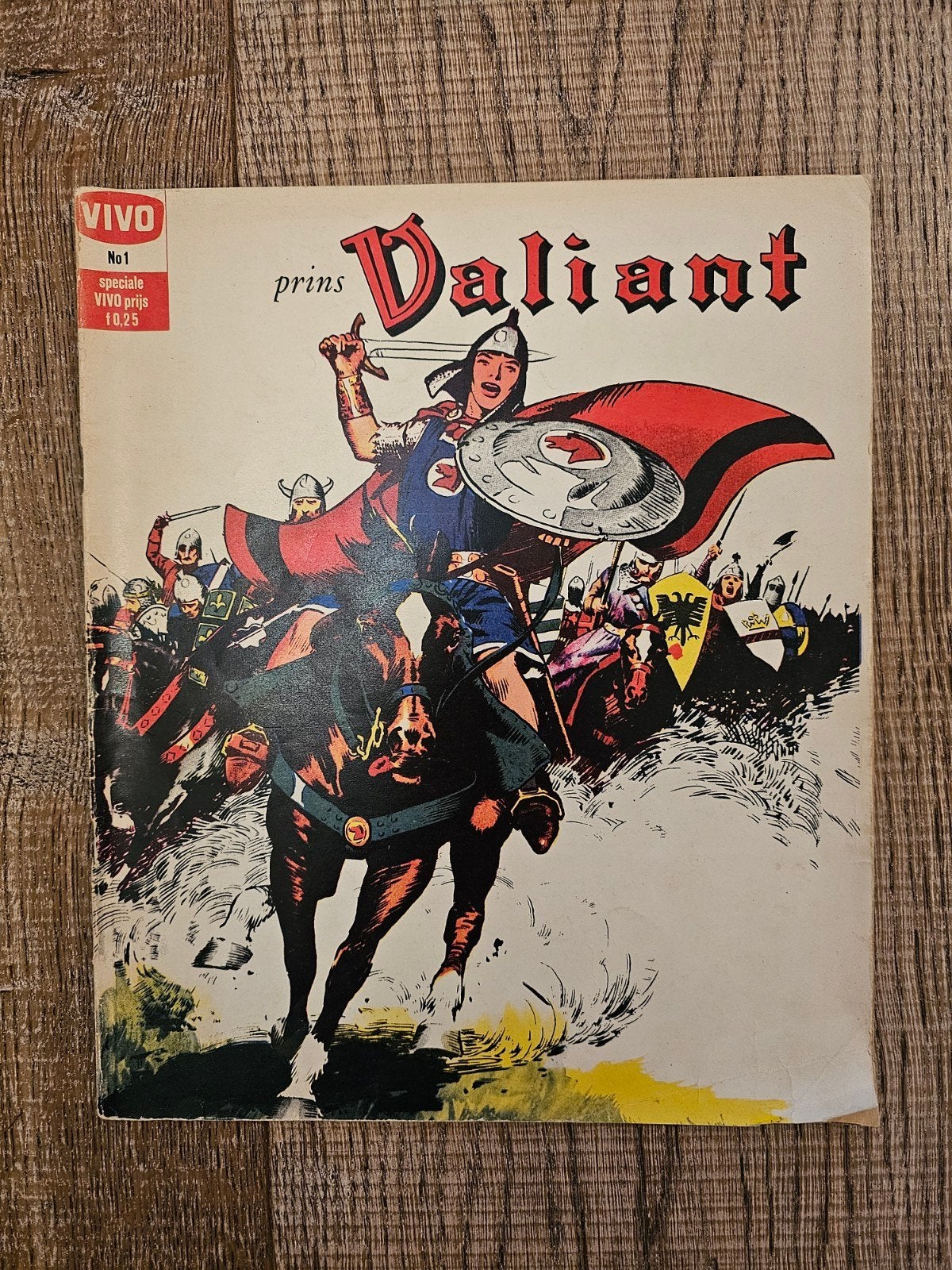 Prins Valiant, Gelezen, Eén stripboek, Harold Foster, Ophalen of Verzenden