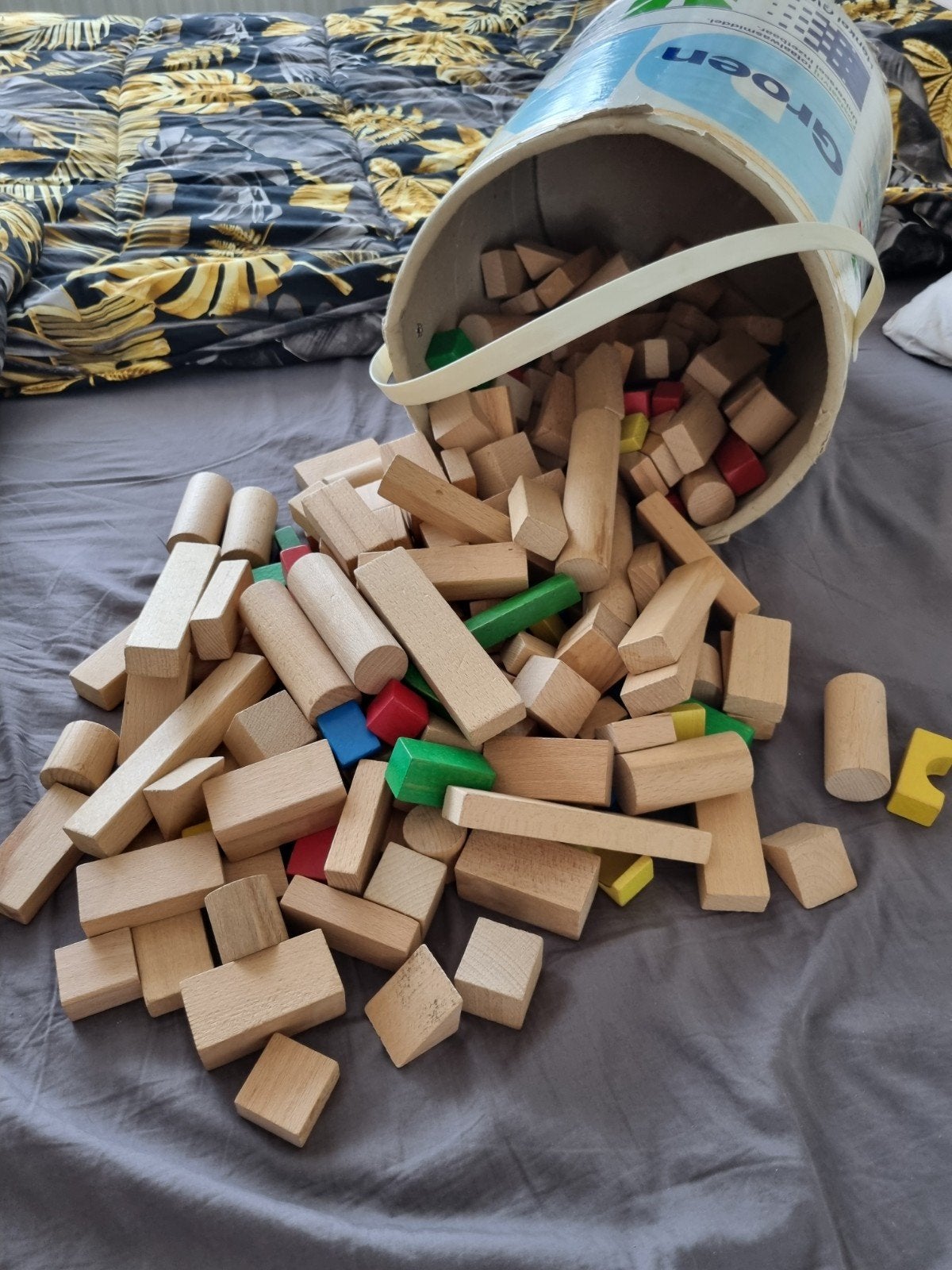 Grote set houten bouwblokken in emmer, Kinderen en Baby's, Ophalen, Gebruikt, Overige merken
