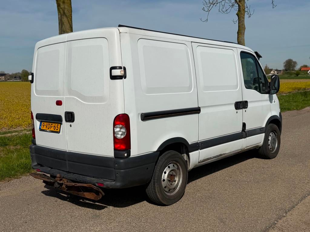 Opel Movano 2.5 CDTI L1H1 APK 07-2026 NAP Airco, Voorwielaandrijving, Gebruikt, Zwart, 4 cilinders