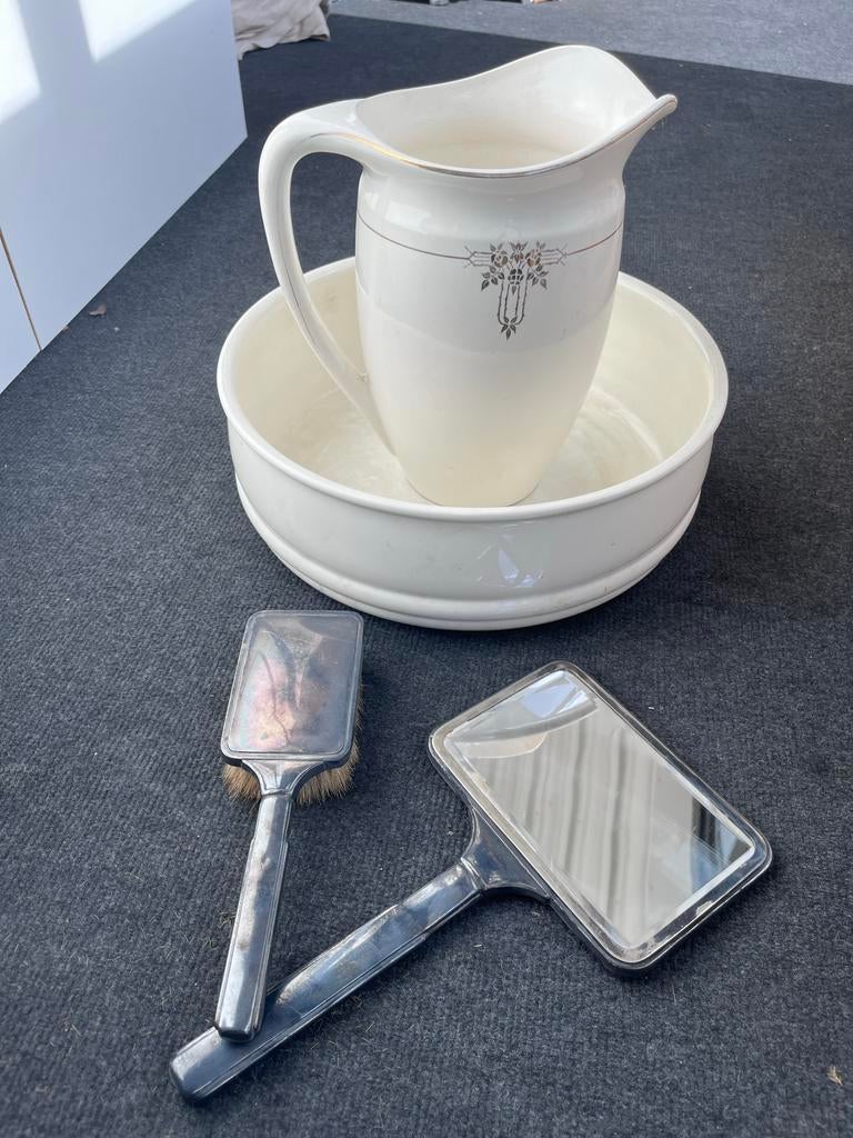 Antieke lampetset met spiegel en borstel, Ophalen