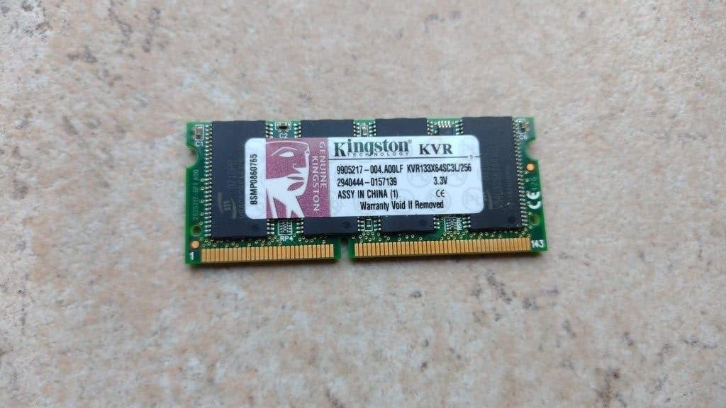 Kingston 256MB PC133 SDRAM Laptop Geheugen | Retro, 1 GB of minder, Overige soorten, Ophalen of Verzenden, Laptop