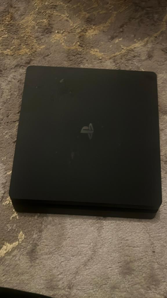 Sony PlayStation 4 Slim Console - Gebruikt, Spelcomputers en Games, Spelcomputers | Sony PlayStation 4, Ophalen of Verzenden, Zonder controller