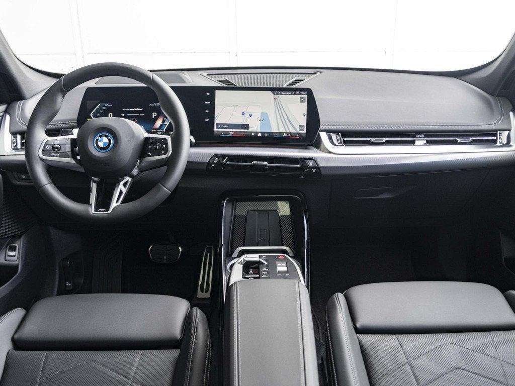 BMW iX1 eDrive20 | M Sportpakket | Innovation Pack | Comfort, Auto's, BMW, 514 km, Gebruikt, Met garantie (alle), 33 min