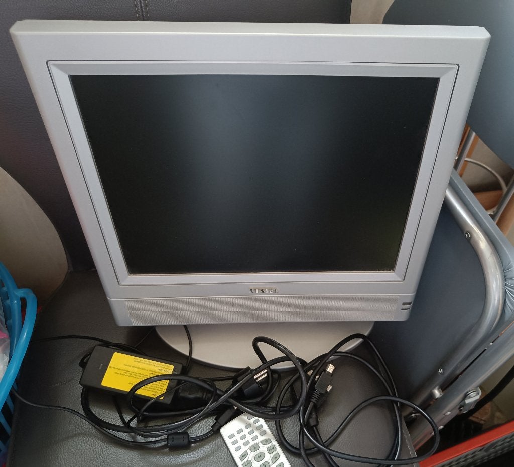 VESTEL LCD TV met afstandbediening 1506LC, Gebruikt, 50 Hz, LCD, 40 tot 60 cm
