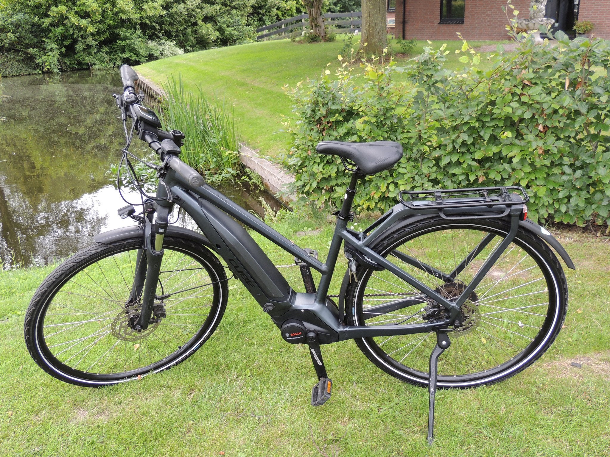 CUBE Touring Pro Framemaat 45 cm 500 WH accu, Cube, Zo goed als nieuw, Ludwig-Hunter-Str 5
1688jg  Walsdorf, DE, Cube